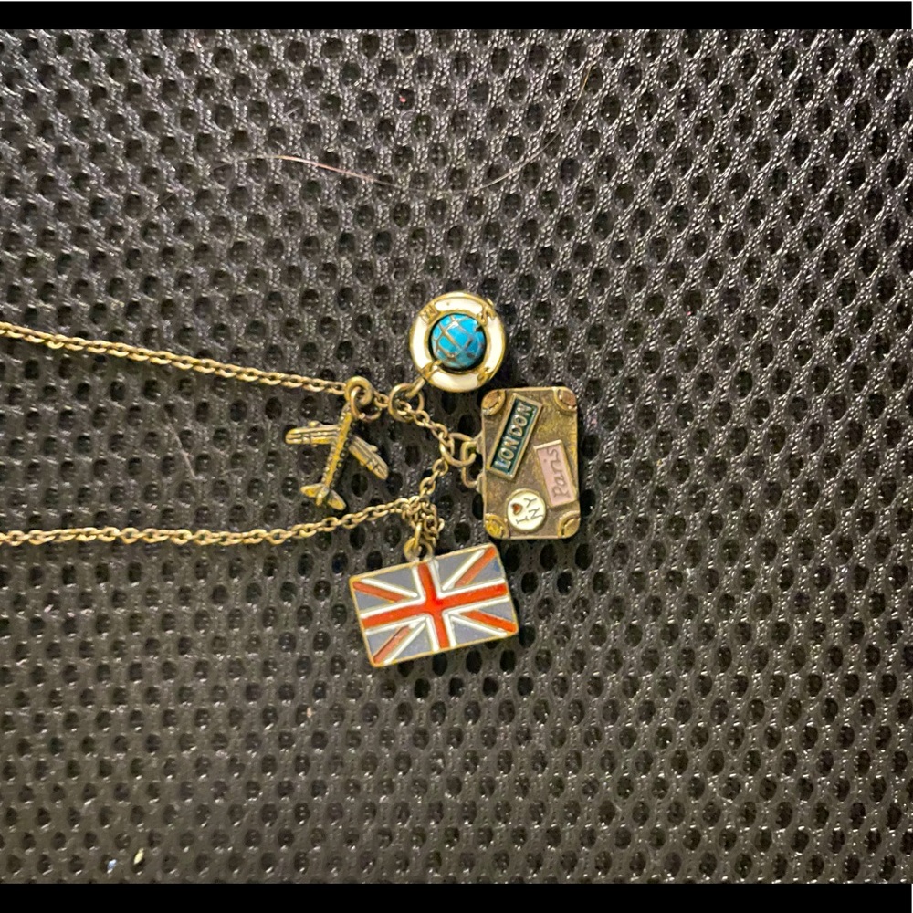 UK flag/travelers necklace